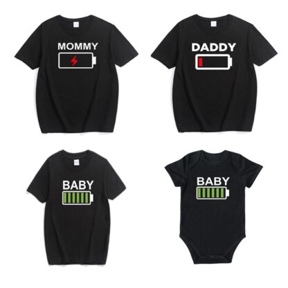 Family Look Matching Clothes 2020 Father Mother Son Daughter Kids T-shirt Casual Mom Daddy and Me Baby Boy Girl Clothes Outfit