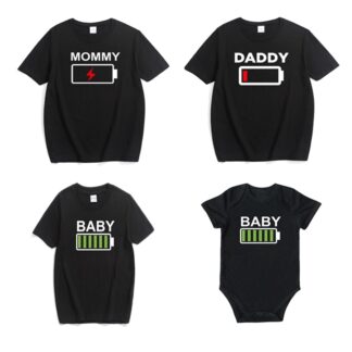 Family Look Matching Clothes 2020 Father Mother Son Daughter Kids T-shirt Casual Mom Daddy and Me Baby Boy Girl Clothes Outfit